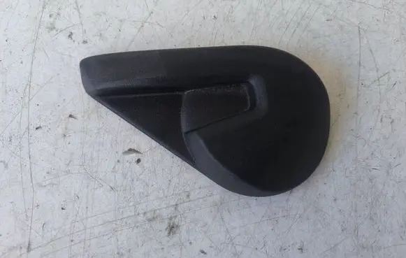 Ford Mustang VI Seat adjustment knob FR3B63610A77A