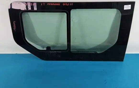 Opel Vivaro Rear side window IMPRK1599652