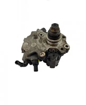 Mercedes-Benz CLA C117 X117 W117 Fuel injection high pressure pump a6510702601