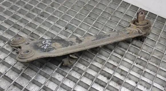 Lexus CT 200H Rear upper control arm/wishbone