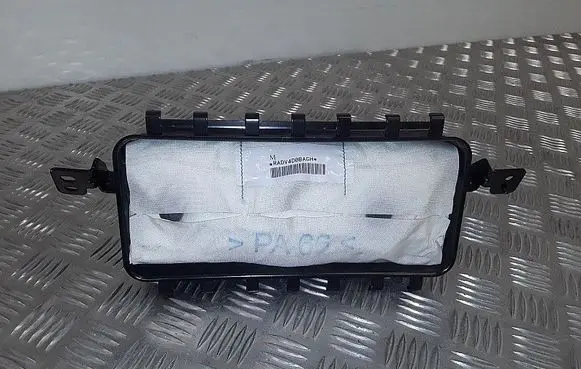 Renault Koleos I Passenger airbag bampt11089