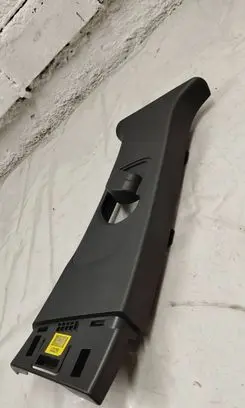 (B) pillar trim (top)