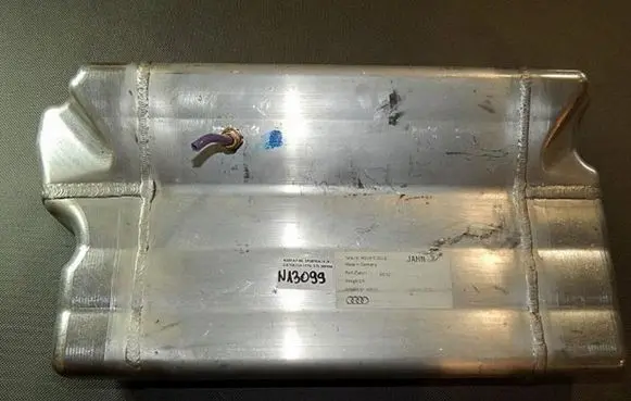 Audi A7 S7 4G Vacuum air tank 4G0616203B