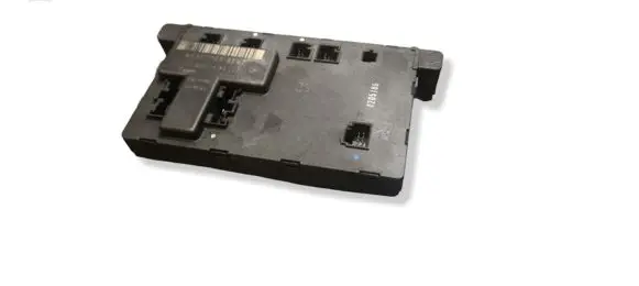 Mercedes-Benz C W203 Door control unit/module 2038201485