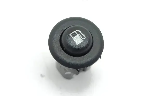 Jeep Grand Cherokee Fuel tank opening switch 