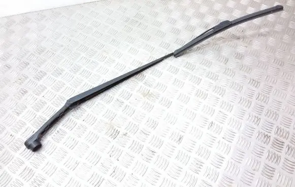 Subaru XV Front wiper blade arm