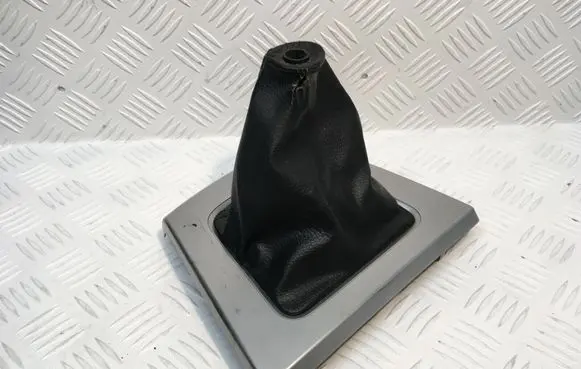 Mazda 5 Gear shifter surround trim plastic CC2964341