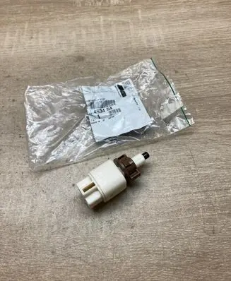 Peugeot 107 Brake pedal sensor switch 453454 2702