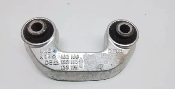 Volkswagen PASSAT B5.5 Front anti-roll bar/stabilizer link 133109