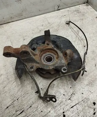 Toyota Corolla E120 E130 Front wheel hub spindle knuckle