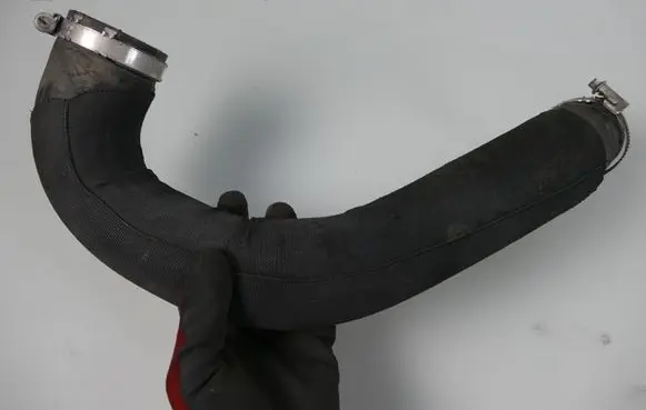 Mercedes-Benz C W204 Intercooler hose/pipe 8K0145738AH