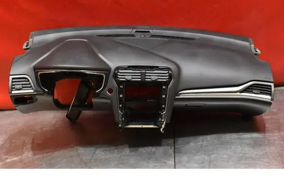 Ford Mondeo MK I Dashboard 