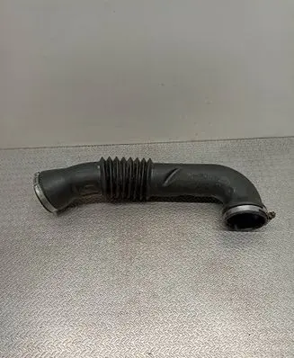 Air intake hose/pipe