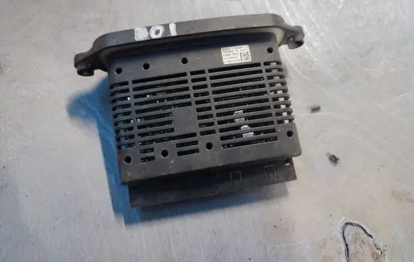 BMW 7 F01 F02 F03 F04 Headlight ballast module Xenon 7304589