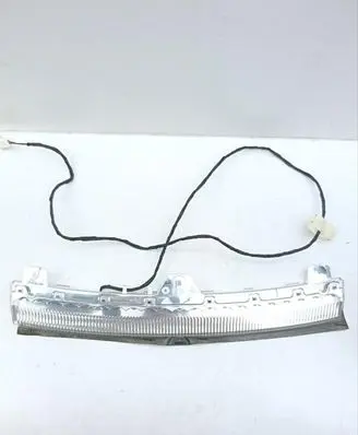 Maserati Ghibli Third/center stoplight 670008130