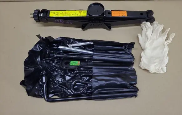 Mercedes-Benz Vito Viano W639 Lift Jack A6395800218
