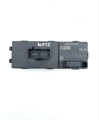 Porsche Taycan 9J1 Tailgate/trunk control unit/module 8W2959107