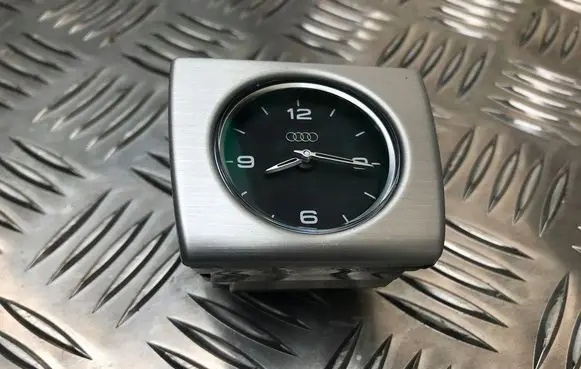 Audi A8 S8 D4 4H Clock 4H0919204Q