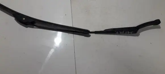 Audi A4 S4 B5 8D Front wiper blade arm 3d1955408