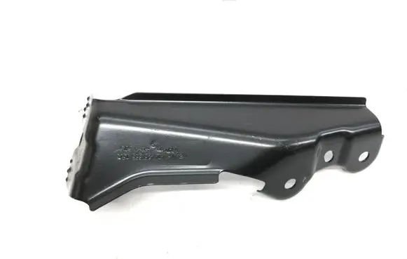 Skoda Kodiaq Fender mounting bracket 565821141