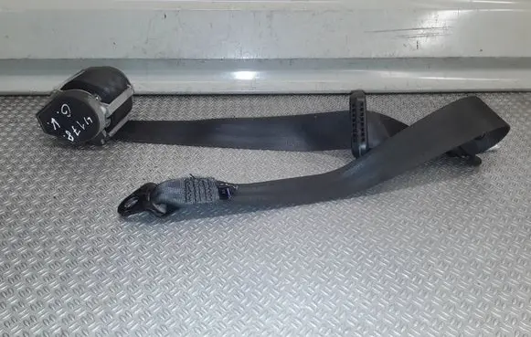 Renault Modus Rear seatbelt 448753b