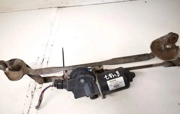 Toyota Corolla Verso AR10 Front wiper linkage and motor