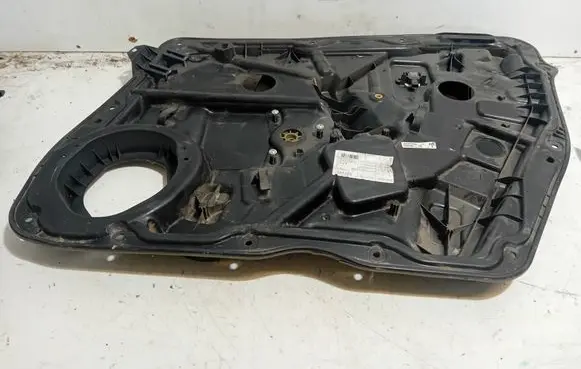 Mercedes-Benz GL X166 Front door electric window regulator A1667200279 A2049062401