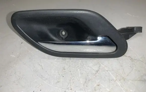 BMW 5 E39 Rear door interior handle 8125514