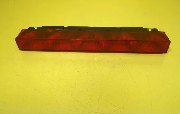 Ford Mondeo MK II Third/center stoplight 026006