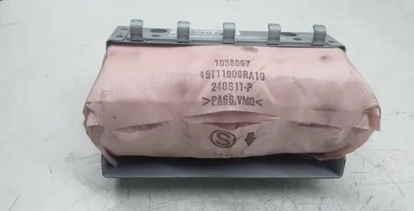 Subaru Outback Passenger airbag 1058667 240811P 49T11808RA10