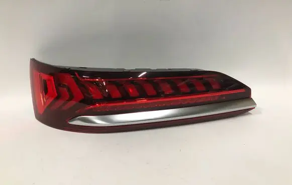 Audi Q7 4M Rear/tail lights 4M0945075 90139898