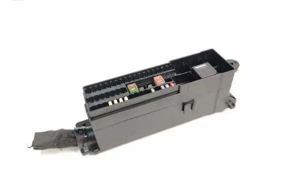 Volvo V40 Fuse module 133432E