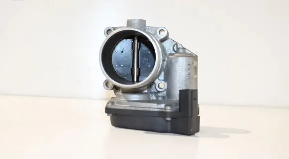 Audi A4 S4 B8 8K Throttle valve 06F133062J