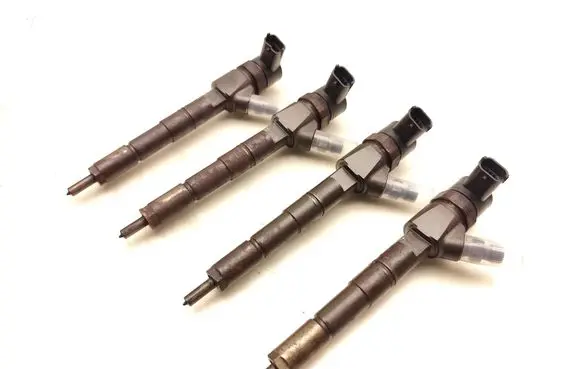 Opel Insignia A Fuel injectors set 0445110327