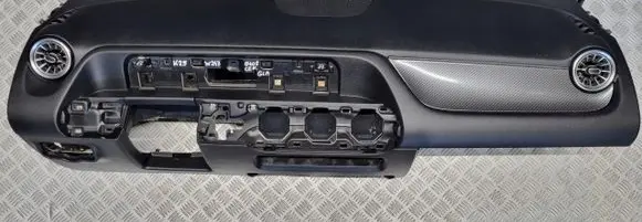 Mercedes-Benz GLA H247 Dashboard