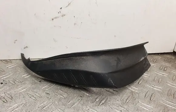 Volkswagen Eos Rear/tail light trim molding 1Q0945311 162913