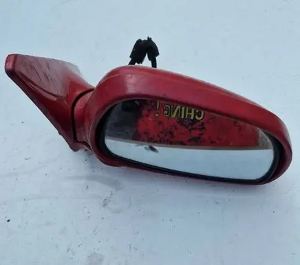 Mazda 626 Front door electric wing mirror E13010519