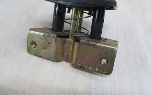 Peugeot 406 Tailgate/trunk/boot lock/catch/latch 9629728280 18522