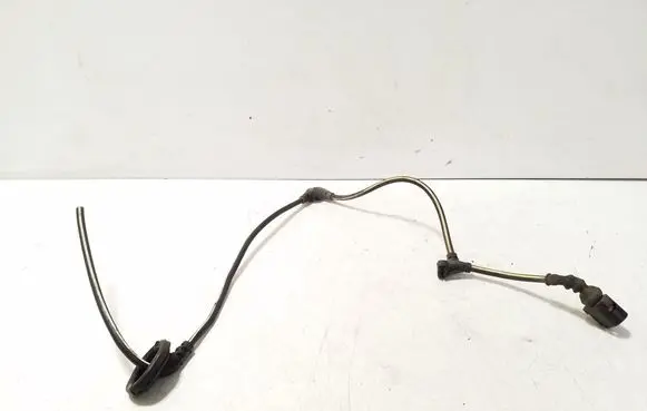 Volkswagen PASSAT B8 Front ABS sensor wiring 