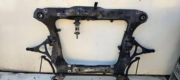 Volvo XC90 Front subframe B8444S