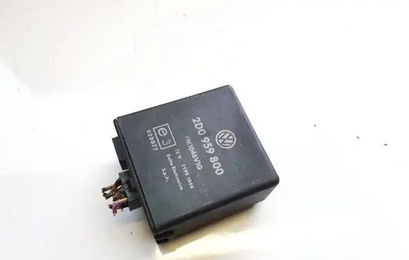 Volkswagen II LT Door control unit/module 2D0959800 4M1046V1G