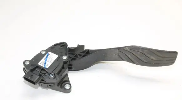 Nissan Qashqai Accelerator throttle pedal 180024BG0B