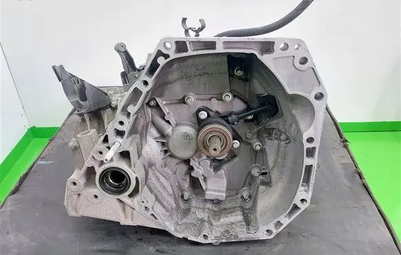 Dacia Lodgy Manual 5 speed gearbox JR5398