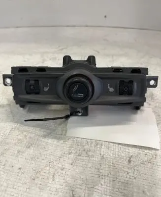 Audi A6 S6 C6 4F Seat heating switch 4E0963563A 8E0963563