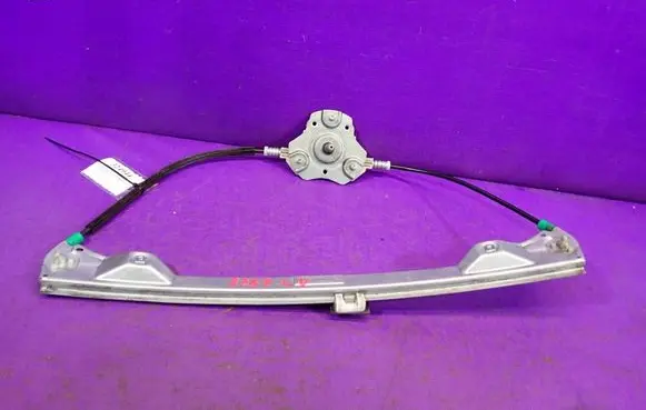 Renault Thalia I Front door window regulator with motor 