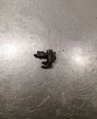 Volkswagen PASSAT B6 Turbo solenoid valve 1K0906283A