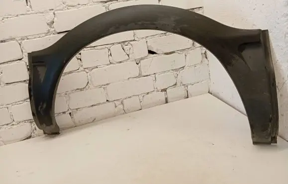 Iveco Daily 35.8 - 9 Fender trim (molding) 50712