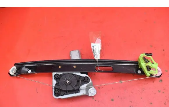 BMW X3 E83 Rear door window regulator with motor 7140590
