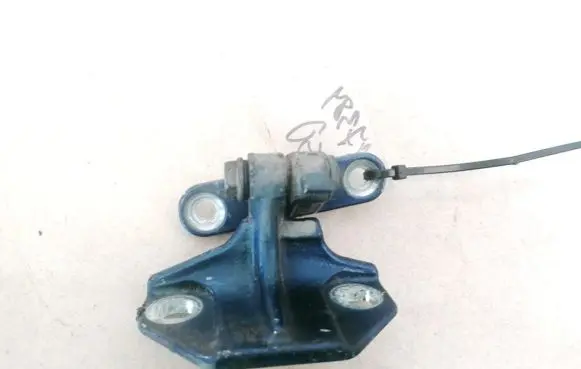 Mercedes-Benz Vaneo W414 Rear door lower hinge