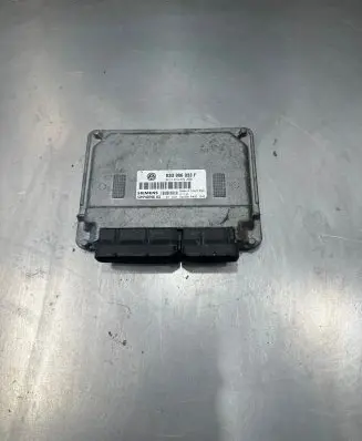 Skoda Fabia Mk1 (6Y) Engine control unit/module 03D906033F 3PG2509 5WP4029803